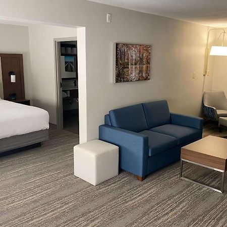Wingate By Wyndham Lafayette Airport Hotel Bagian luar foto