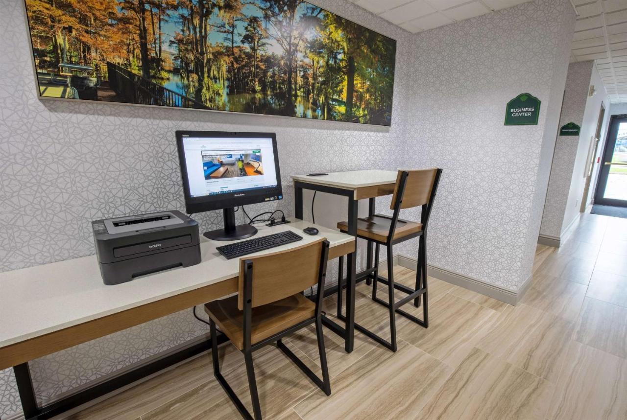 Wingate By Wyndham Lafayette Airport Hotel Bagian luar foto